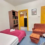 Damjanich Apartment